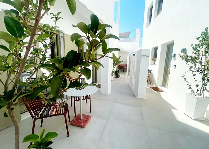 Joelia Suites In Naousa Paros With Private Jacuzzi!