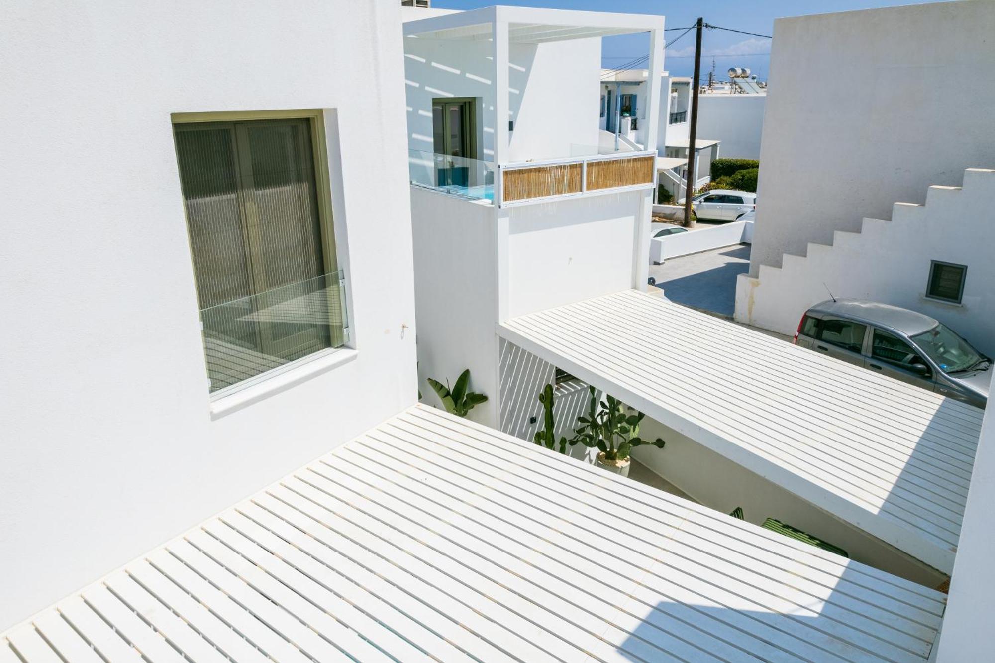Joelia In Paros With Private Jacuzzi!