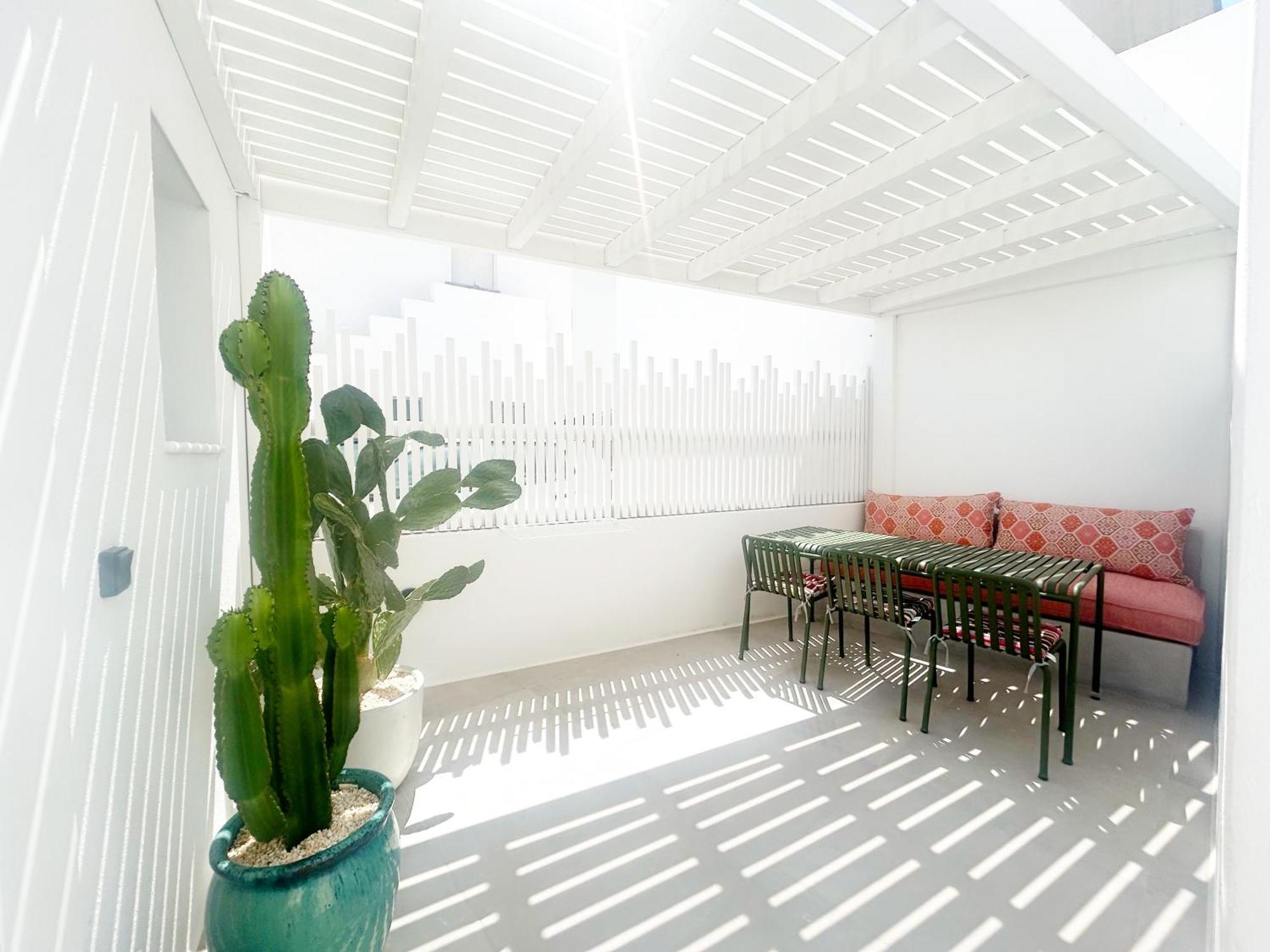 Joelia In Paros With Private Jacuzzi! Ferienhaus Naoussa
